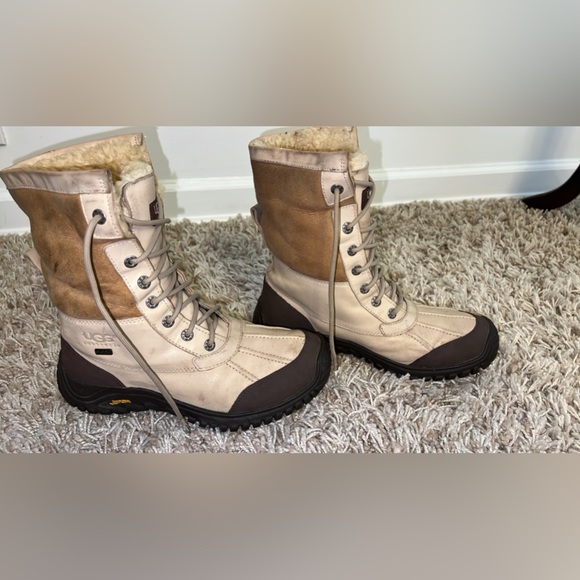 UGG ADIRONDACK II SAND Bella WATERPROOF SHORT Boot US 9 - Picture 3 of 6